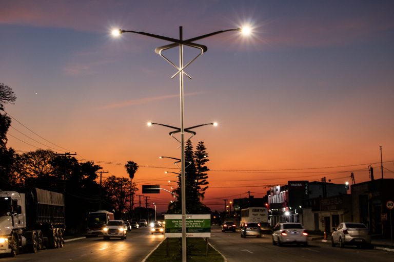 Qual é o Valor de um Poste de Luz?